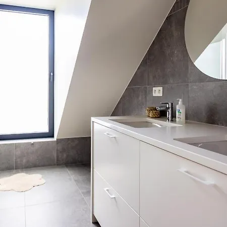 Holiday home Het Preshoekhuis Lauwe